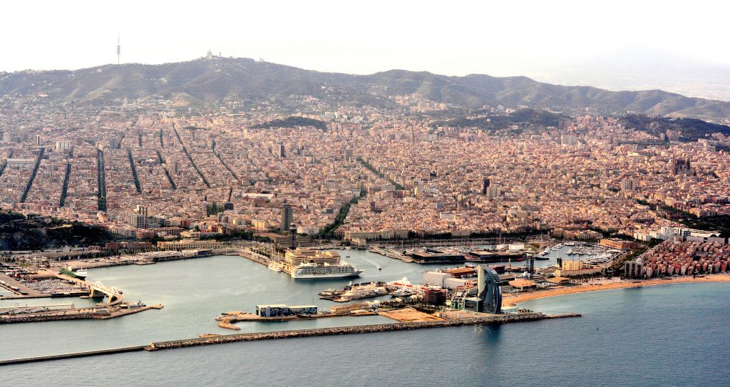 Barcelona, airport approach